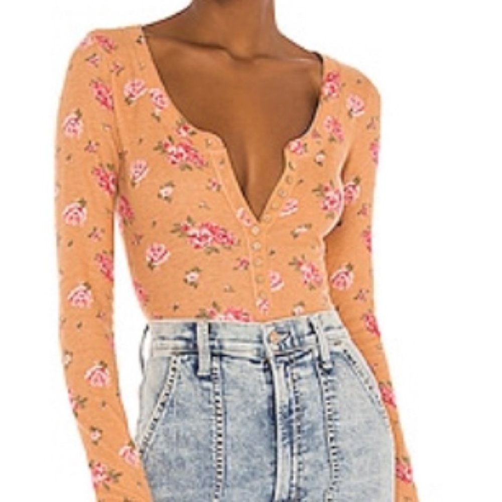 Revolve NWOT Dylan Thermal Printed Bodysuit in Tan Combo
Free People